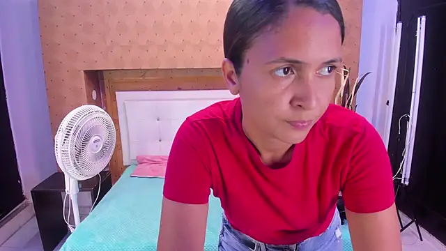 SofiAndNicol online show from 02-27-25, 10:59