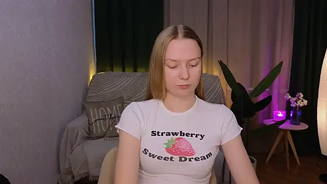 CarolynCohen   online show from 02-14-25, 08:52