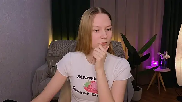 CarolynCohen   online show from 02-14-25, 11:53