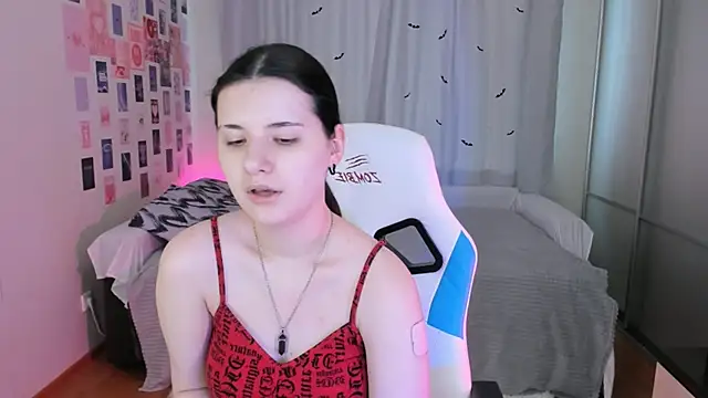 Vanessa Verona online show from 03-10-25, 11:42