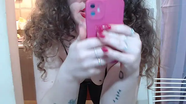 Snapshot of peachgirlmartyna chatting on 02-04-25, 06:49 peachgirlmartyna online show from 02-04-25, 06:49