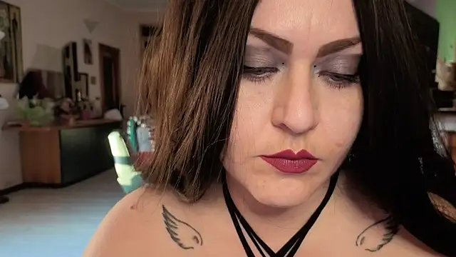 peachgirlmartyna online show from 11-05-25, 03:12