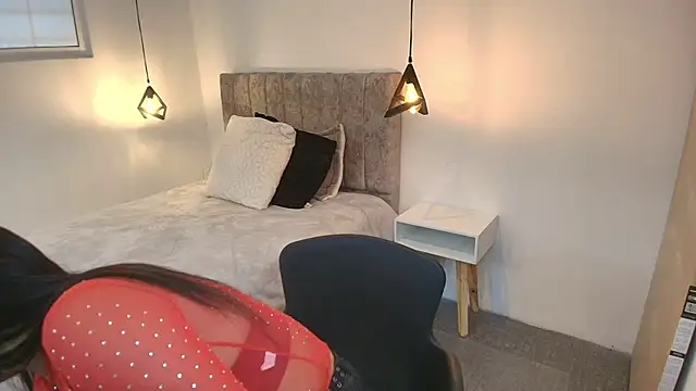 GiaFox  online show from 04-02-26, 01:53