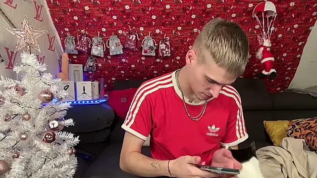 Cookieboy88 online show from 12-17-25, 02:06