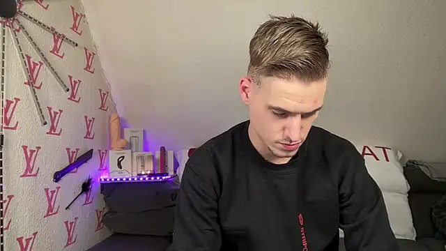 Cookieboy88 online show from 02-02-26, 03:33