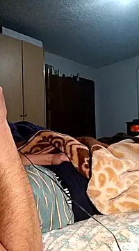 mayk18cm online show from 12-22-24, 04:50