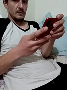 Snapshot of mayk18cm chatting on 02-24-26, 07:23 mayk18cm online show from 02-24-26, 07:23