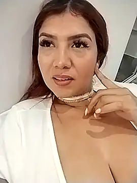 AriaRusso online show from 01-29-25, 01:58