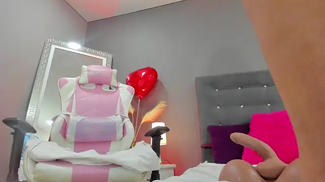 AriaRusso online show from 02-15-25, 04:14