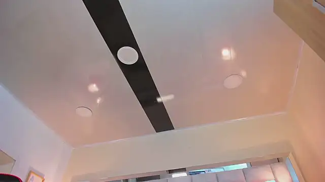 mariiahneedles online show from 01-14-25, 10:44