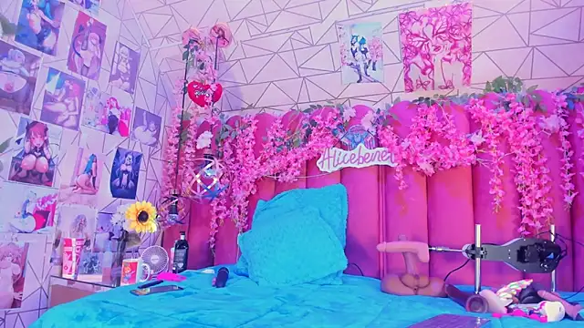 Alicebenett online show from 11-22-25, 10:20