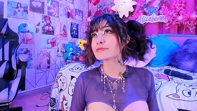 Alicebenett online show from 03-28-26, 10:31