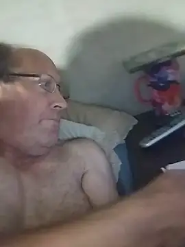 Snapshot of hornyrich69 chatting on 09-26-25, 11:53 hornyrich69 online show from 09-26-25, 11:53