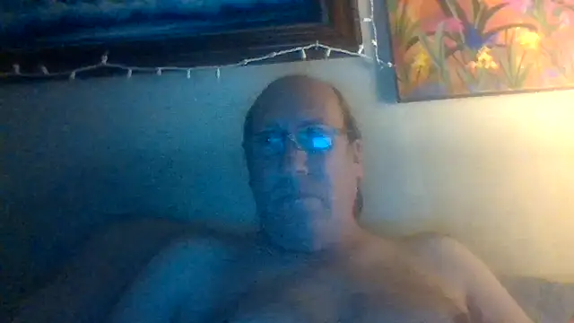Snapshot of hornyrich69 chatting on 11-02-25, 07:00 hornyrich69 online show from 11-02-25, 07:00