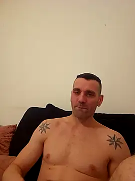 Snapshot of Aian09 chatting on 01-25-25, 08:21 Aian09 online show from 01-25-25, 08:21