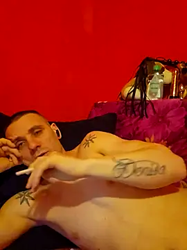 Snapshot of Aian09 chatting on 02-20-25, 11:21 Aian09 online show from 02-20-25, 11:21