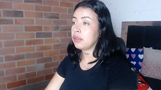 Snapshot of salome__hills1 chatting on 06-12-26, 09:03 salome hills1 online show from 06-12-26, 09:03