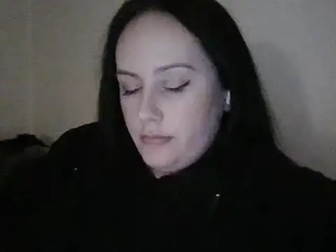 Snapshot of CurvyQueen2023 chatting on 02-02-25, 08:30 CurvyQueen2023 online show from 02-02-25, 08:30