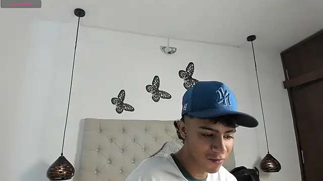 dikey 62 online show from 12-05-24, 08:11