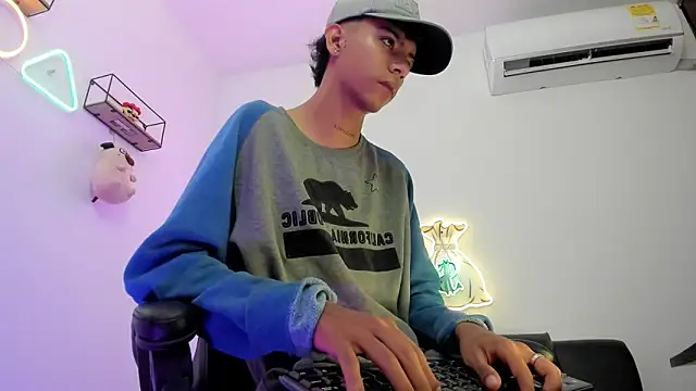 dikey 62 online show from 12-13-24, 09:41