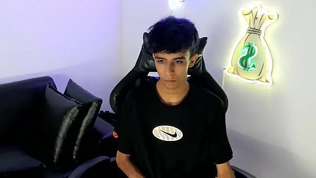 dikey 62 online show from 10-02-25, 11:23