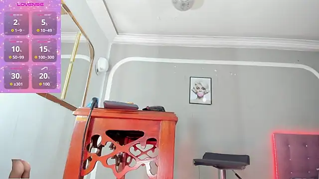 Jimena Grey online show from 12-14-25, 06:08