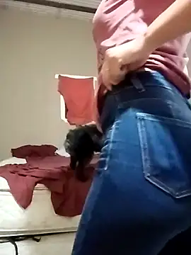 Michellluxo online show from 04-13-26, 03:17