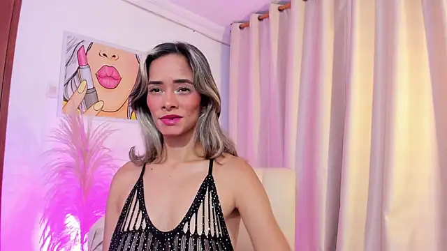 SkiinnyAna online show from 04-17-26, 07:39