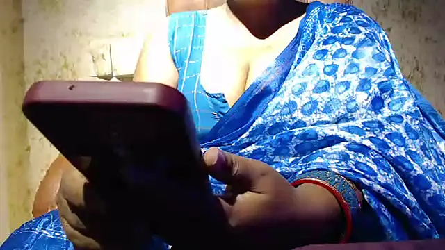 Snapshot of Prita07 chatting on 04-01-26, 01:23 Prita07 online show from 04-01-26, 01:23