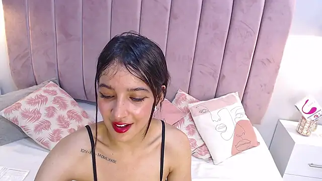 LeenaBrown online show from 01-30-25, 06:54