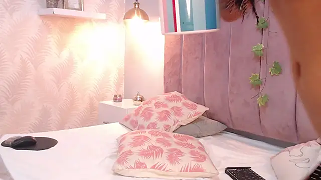 LeenaBrown online show from 02-22-25, 03:58