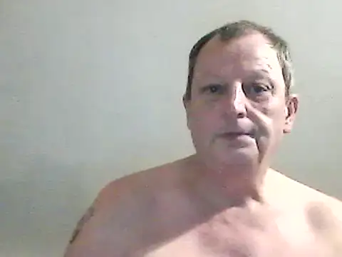 Snapshot of chubbybear2cum chatting on 12-10-24, 12:06 chubbybear2cum online show from 12-10-24, 12:06