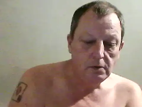 Snapshot of chubbybear2cum chatting on 12-10-24, 03:09 chubbybear2cum online show from 12-10-24, 03:09