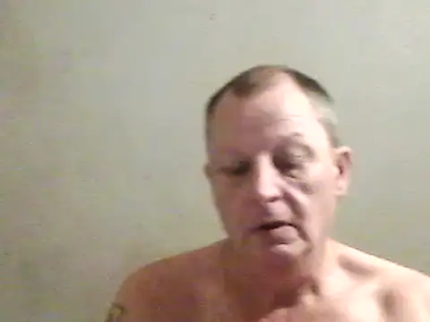 Snapshot of chubbybear2cum chatting on 12-24-24, 04:55 chubbybear2cum online show from 12-24-24, 04:55