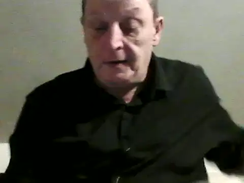 Snapshot of chubbybear2cum chatting on 01-21-25, 11:55 chubbybear2cum online show from 01-21-25, 11:55