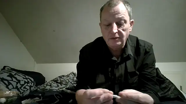 chubbybear2cum online show from 12-18-25, 05:02