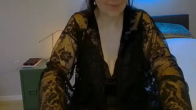Ella Next Door online show from 01-16-25, 08:00