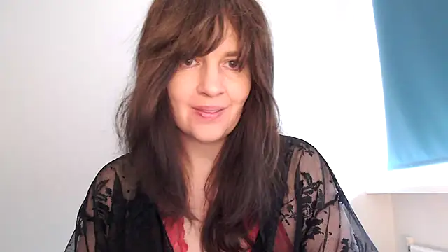 Snapshot of Ella_Next_Door chatting on 02-08-26, 11:02 Ella Next Door online show from 02-08-26, 11:02