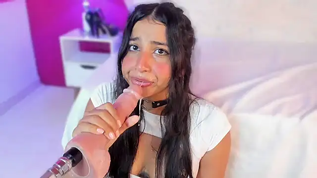 Miliaangeles online show from 02-13-25, 06:16