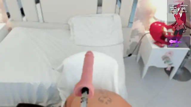 Miliaangeles online show from 12-22-25, 11:40