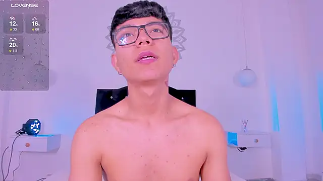 CodyTwink online show from 10-01-25, 01:28