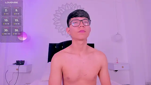 CodyTwink online show from 10-28-25, 01:14