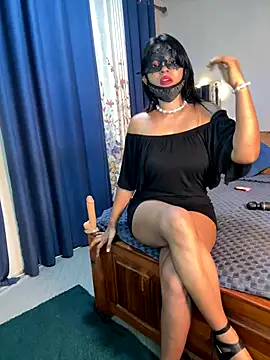 Snapshot of Cinderella-98 chatting on 10-10-25, 05:17 Cinderella-98 online show from 10-10-25, 05:17