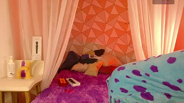 mapelove online show from 01-27-25, 01:52