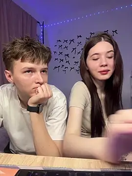 CoddleWeeper  online show from 03-14-26, 05:40