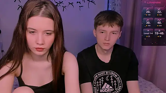 CoddleWeeper  online show from 04-13-26, 01:38