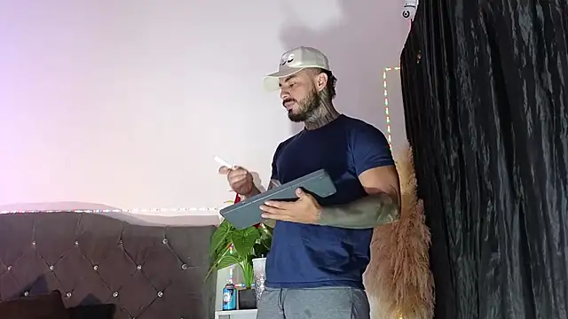 john cartter1 online show from 04-03-26, 01:42