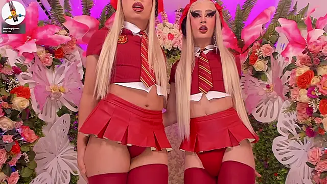 Snapshot of AlisonSharon chatting on 02-01-25, 04:03 AlisonSharon online show from 02-01-25, 04:03