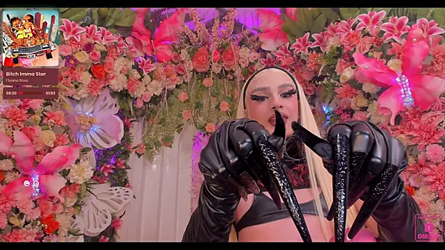 Snapshot of AlisonSharon chatting on 09-13-25, 04:45 AlisonSharon online show from 09-13-25, 04:45