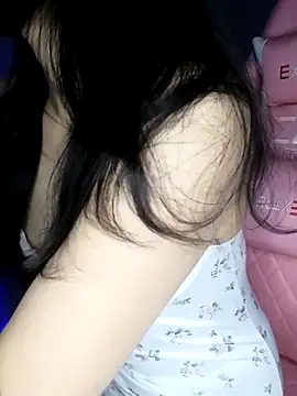 Snapshot of _Linez_ chatting on 03-22-25, 05:52  Linez  online show from 03-22-25, 05:52